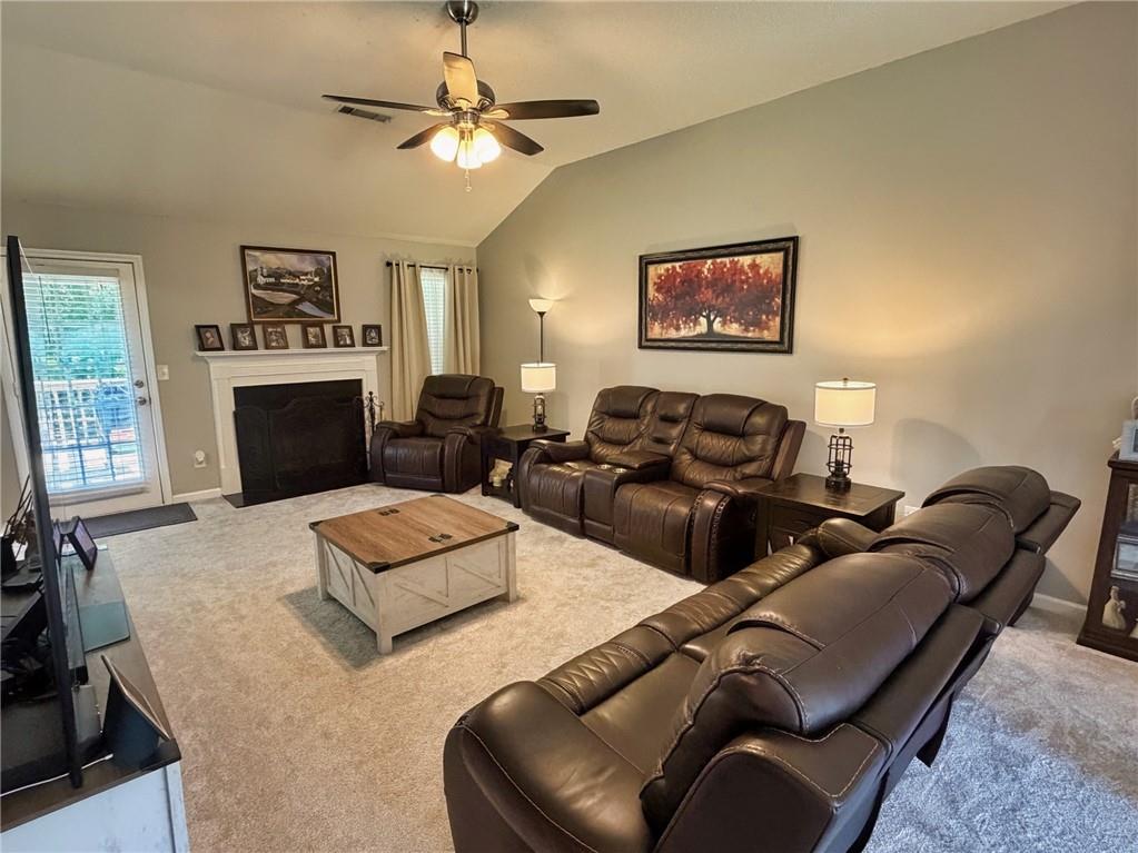 713 Moonlite Trace Property Photo 2