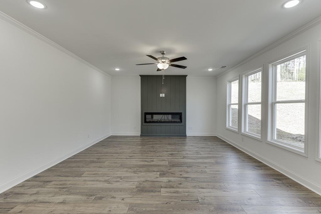1003 Lakeview Property Photo 15