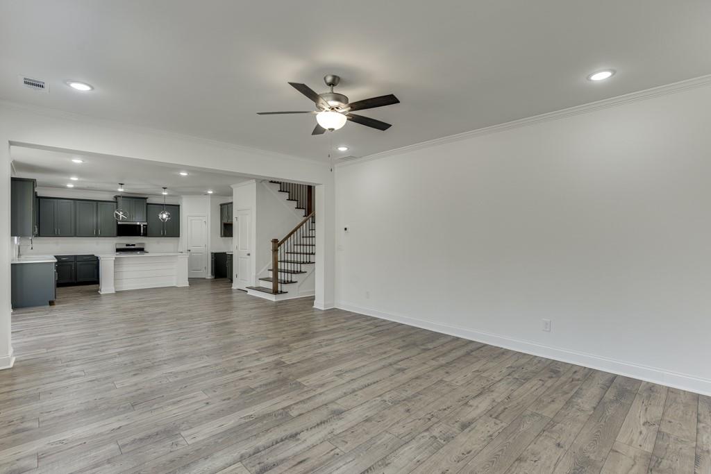 1003 Lakeview Property Photo 19