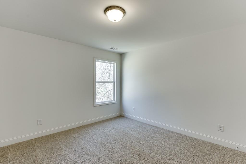 1003 Lakeview Property Photo 24