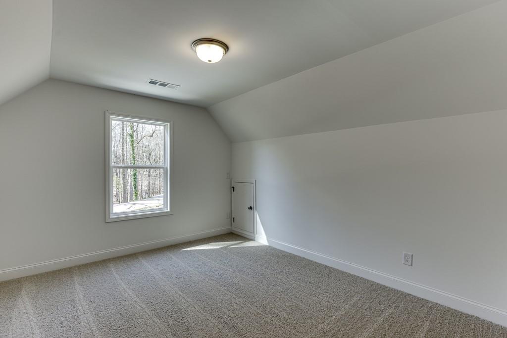 1003 Lakeview Property Photo 27