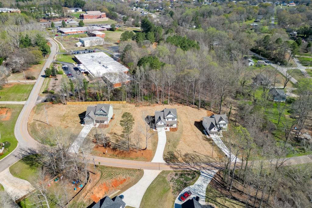 1003 Lakeview Property Photo 45
