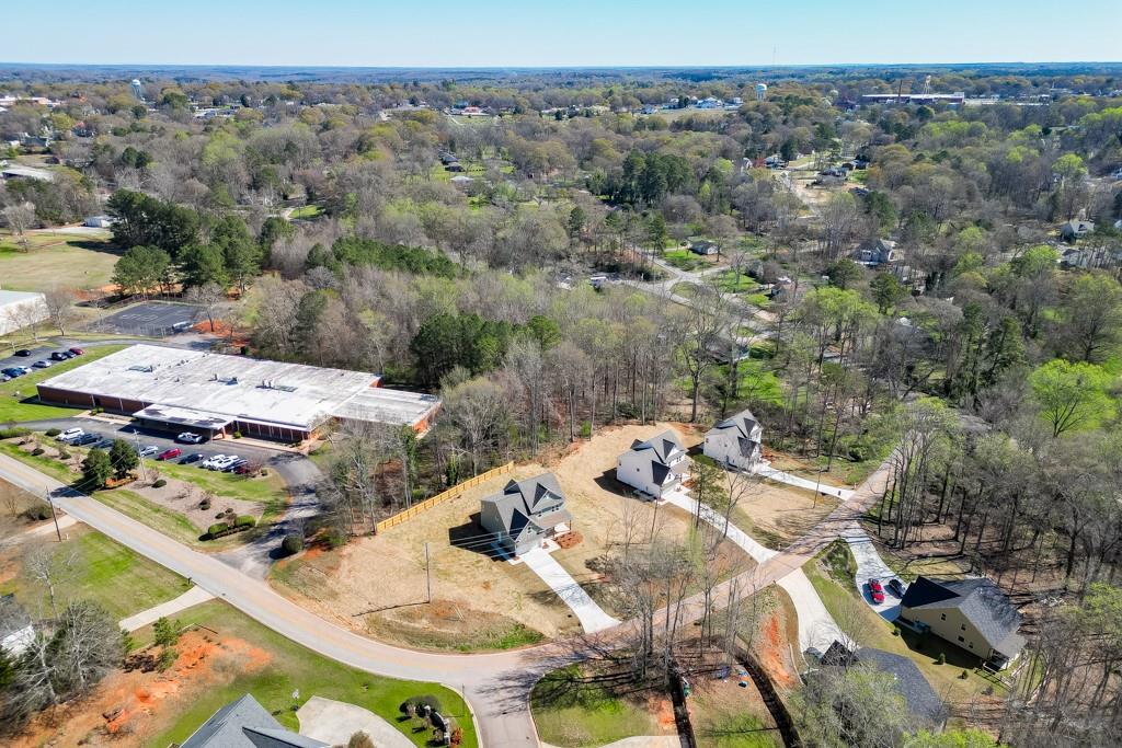 1003 Lakeview Property Photo 47
