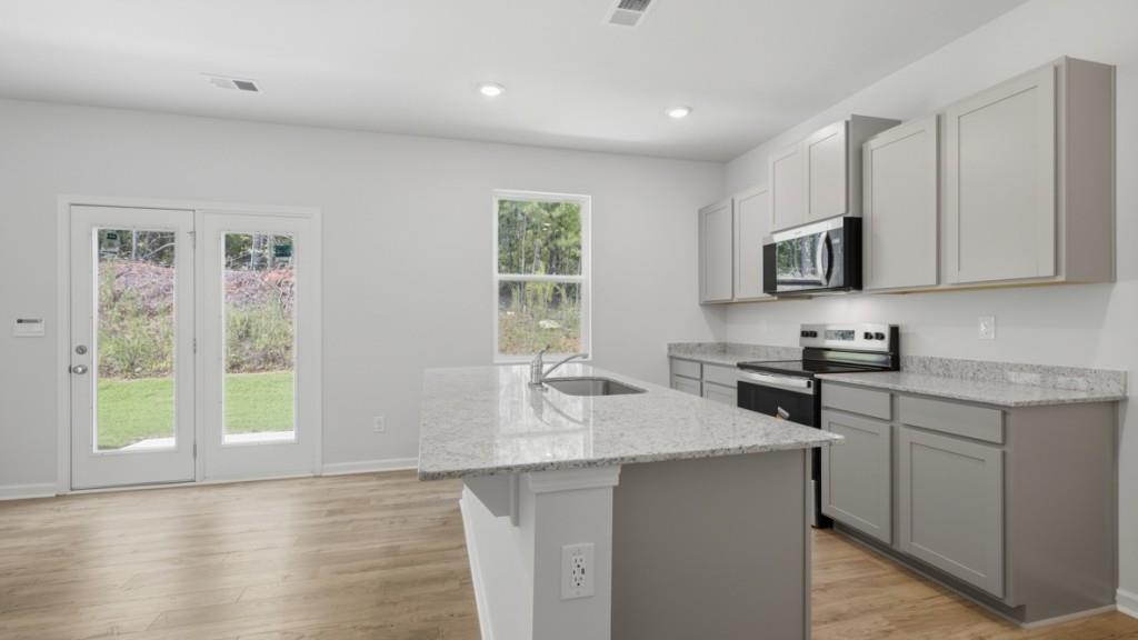 8171 Coldstream Drive Property Photo 4