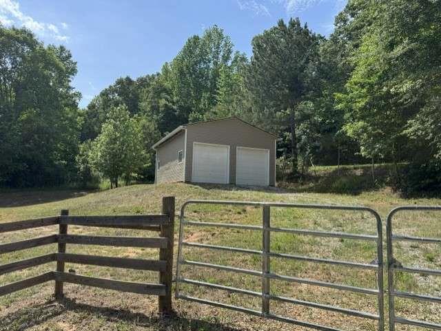 108 Sawtooth Place Property Photo 5