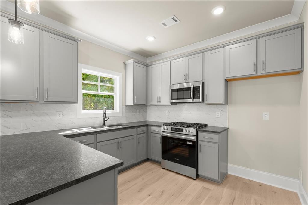 4290 Brookhaven Drive Se Property Photo 12