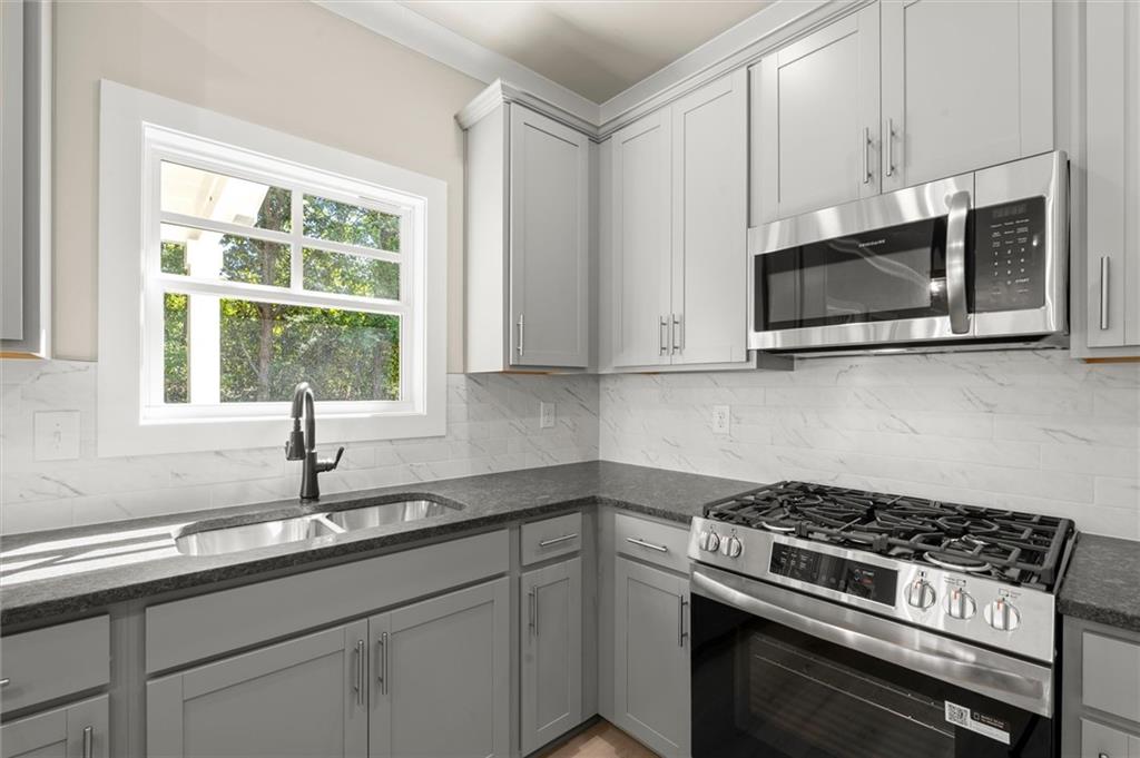 4290 Brookhaven Drive Se Property Photo 13