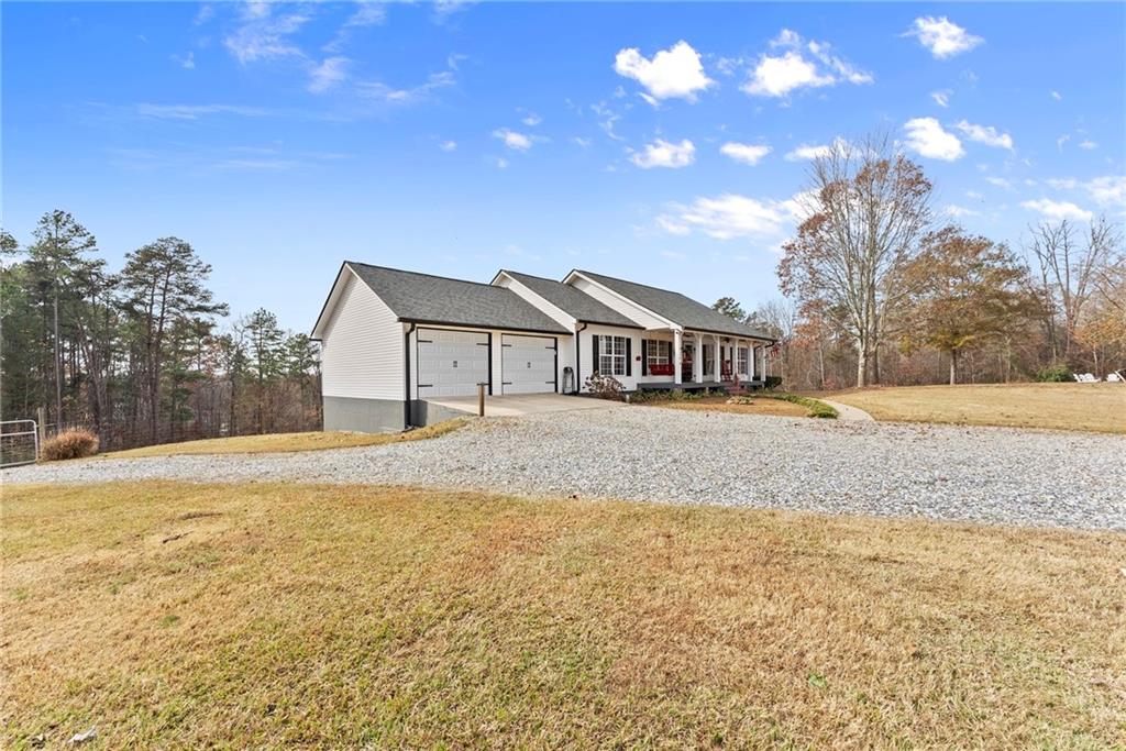 4264 Highway 105 Property Photo 5