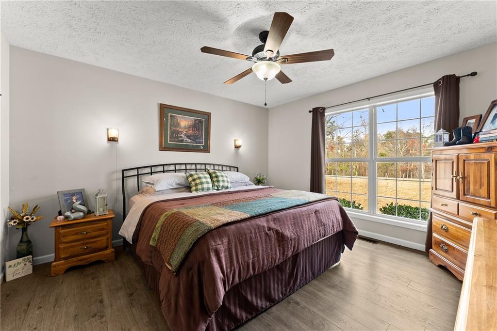 4264 Highway 105 Property Photo 14