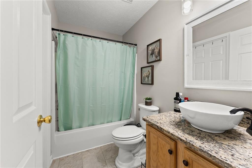 4264 Highway 105 Property Photo 25
