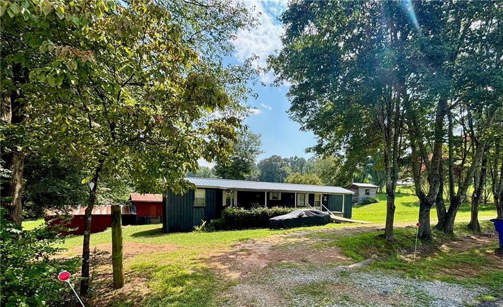716 Hawkins Road Property Photo 1