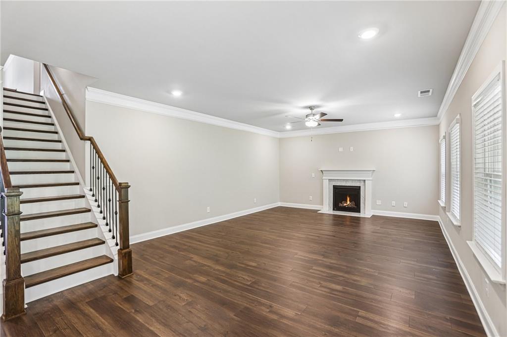 525 Gregs Place Property Photo 10