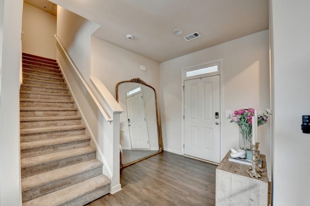 52 Brode Lane Property Photo 4