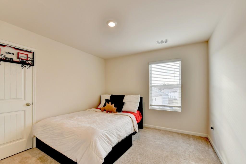 52 Brode Lane Property Photo 35