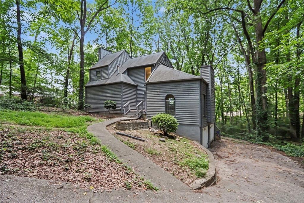 1533 Hillhaven Drive