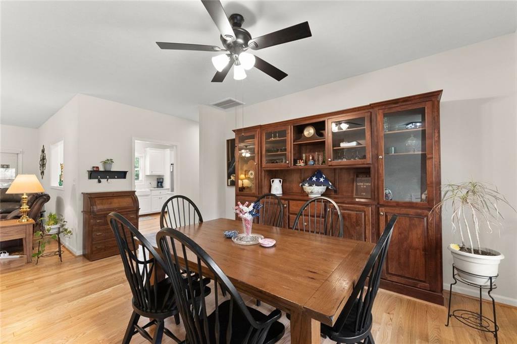 1020 Easy Street Property Photo 11