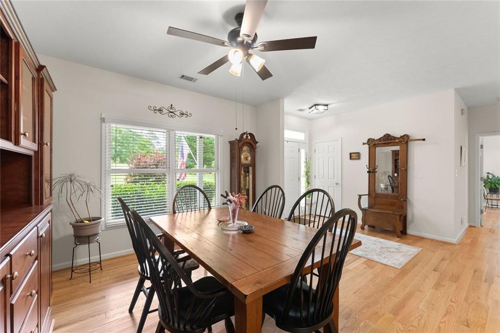 1020 Easy Street Property Photo 12