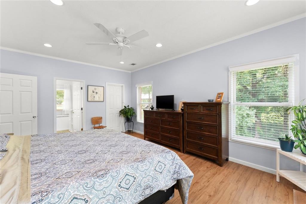 1020 Easy Street Property Photo 20