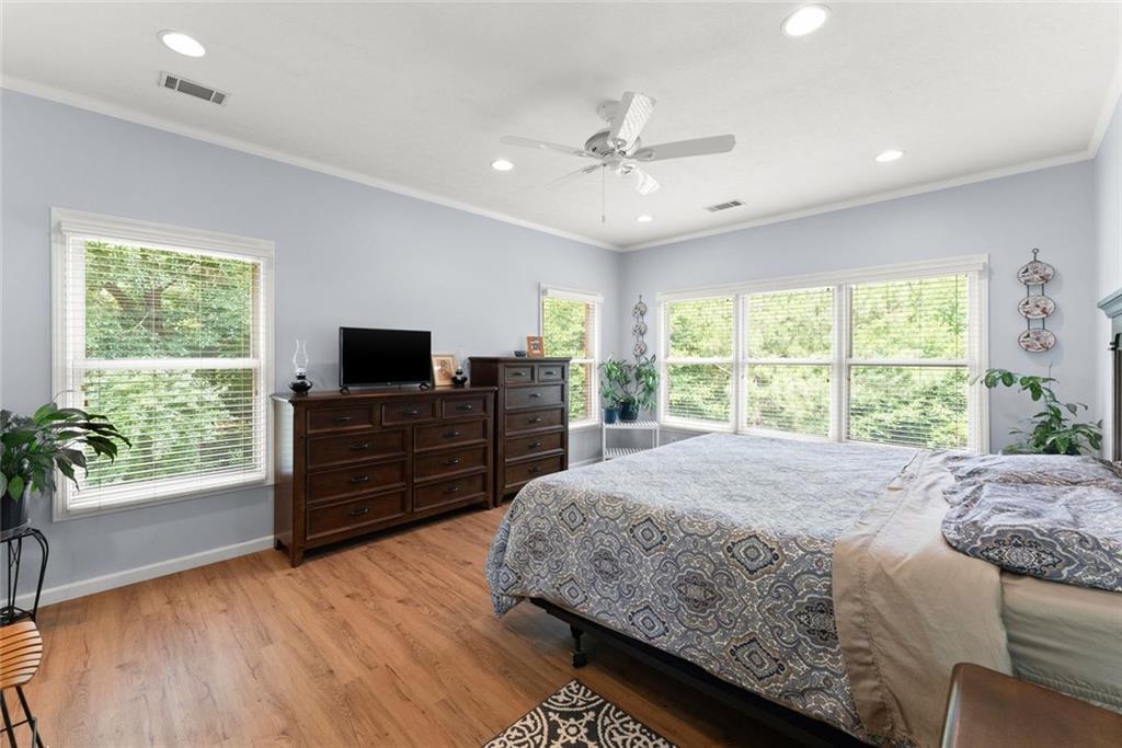 1020 Easy Street Property Photo 21
