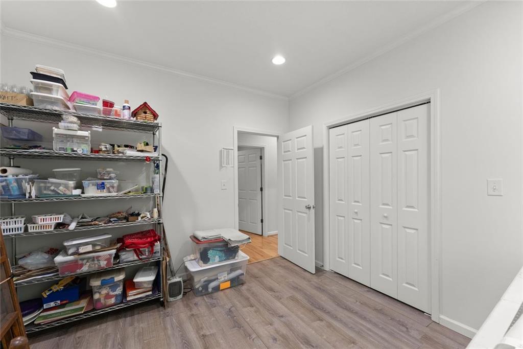 1020 Easy Street Property Photo 28