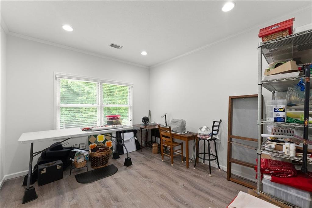 1020 Easy Street Property Photo 29