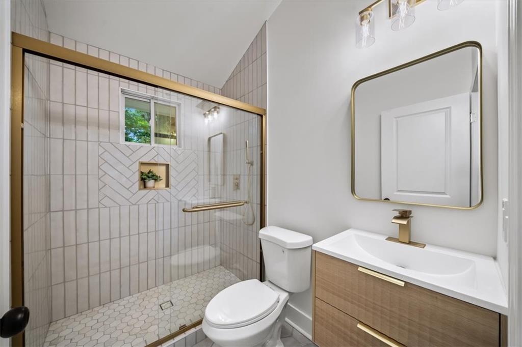 1316 Mclendon Avenue Ne Property Photo 22