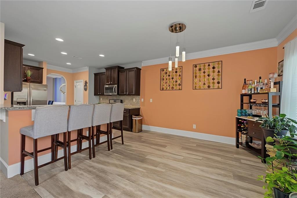 670 Silver Oak Drive Property Photo 12