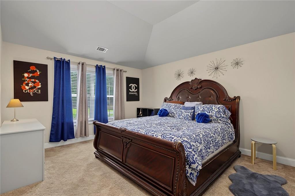 670 Silver Oak Drive Property Photo 32