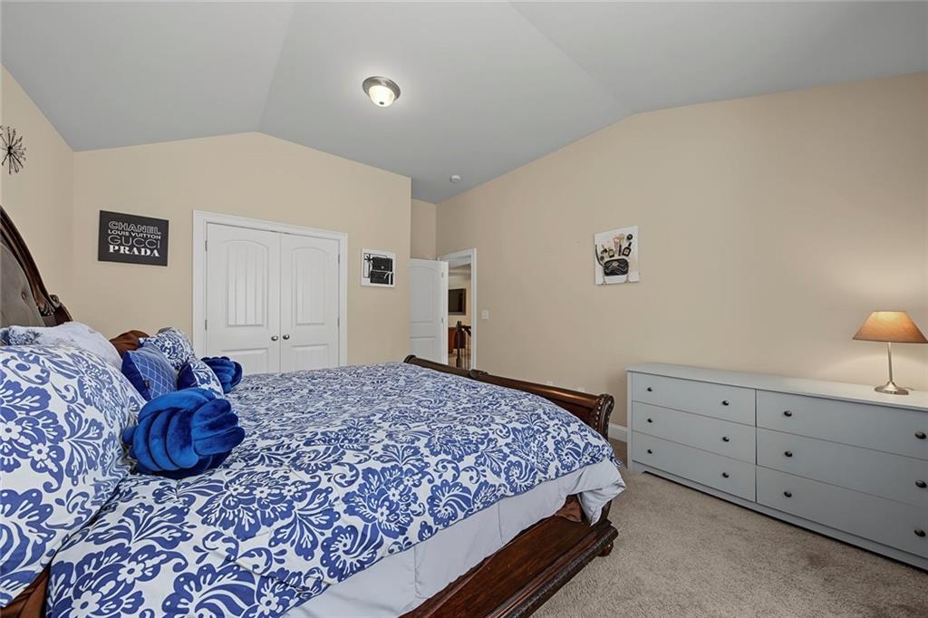 670 Silver Oak Drive Property Photo 33