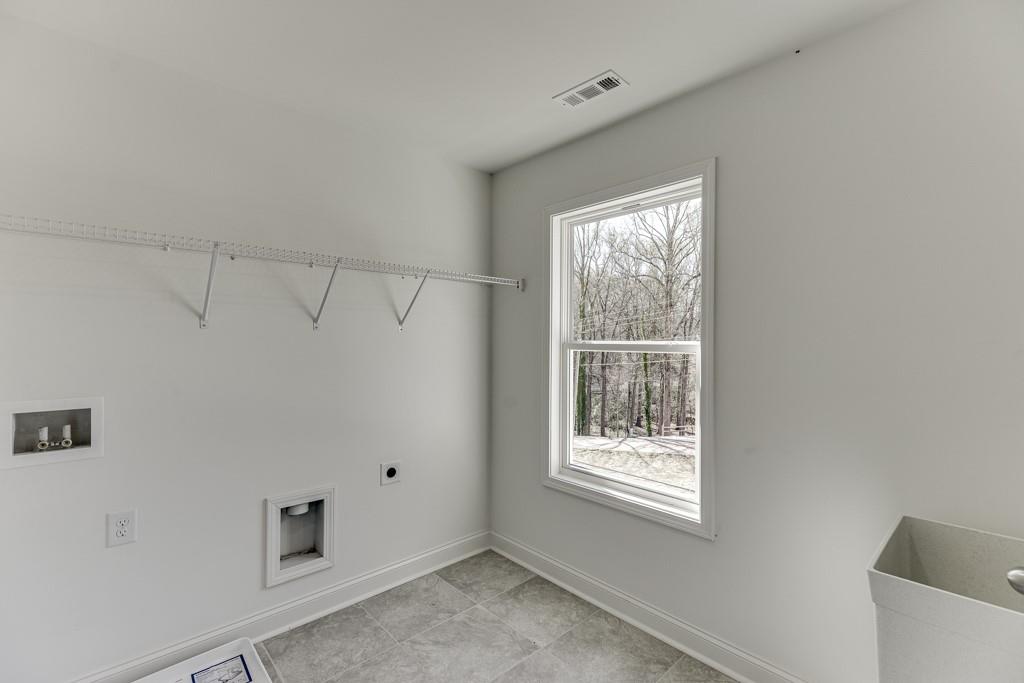 979 Lakeview Property Photo 34