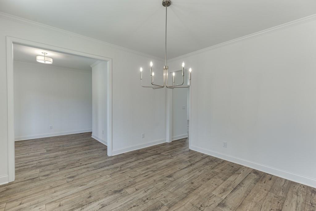 929 Lakeview Property Photo 5
