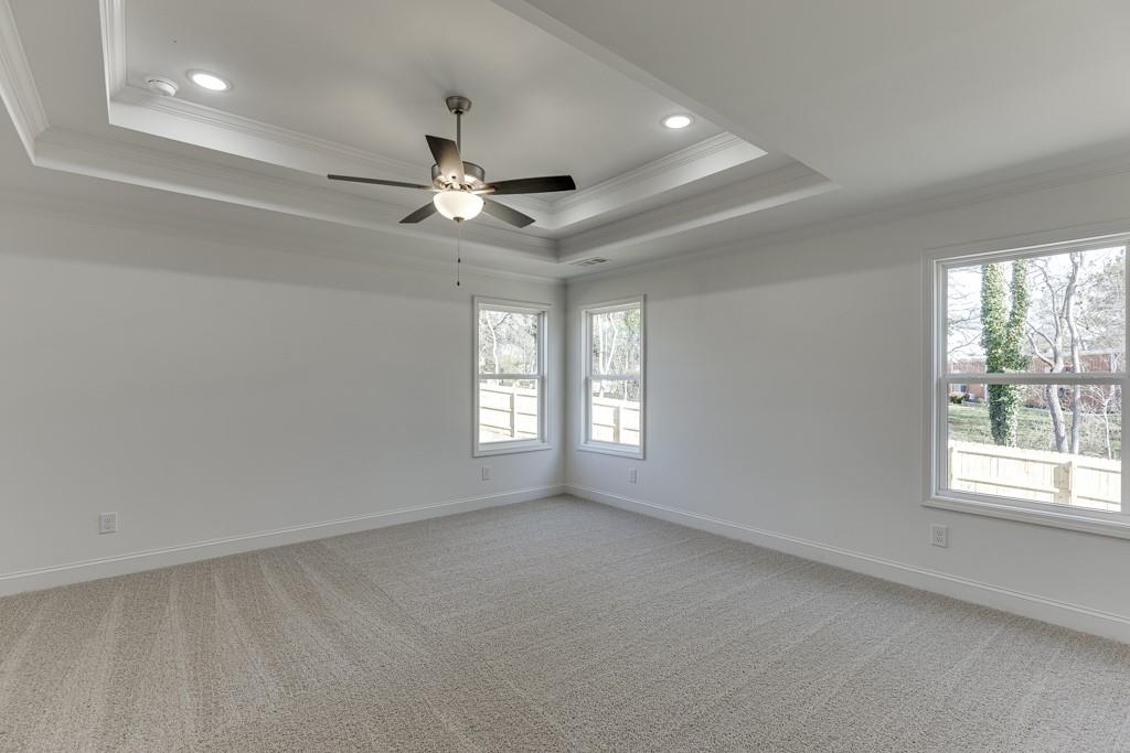 929 Lakeview Property Photo 33
