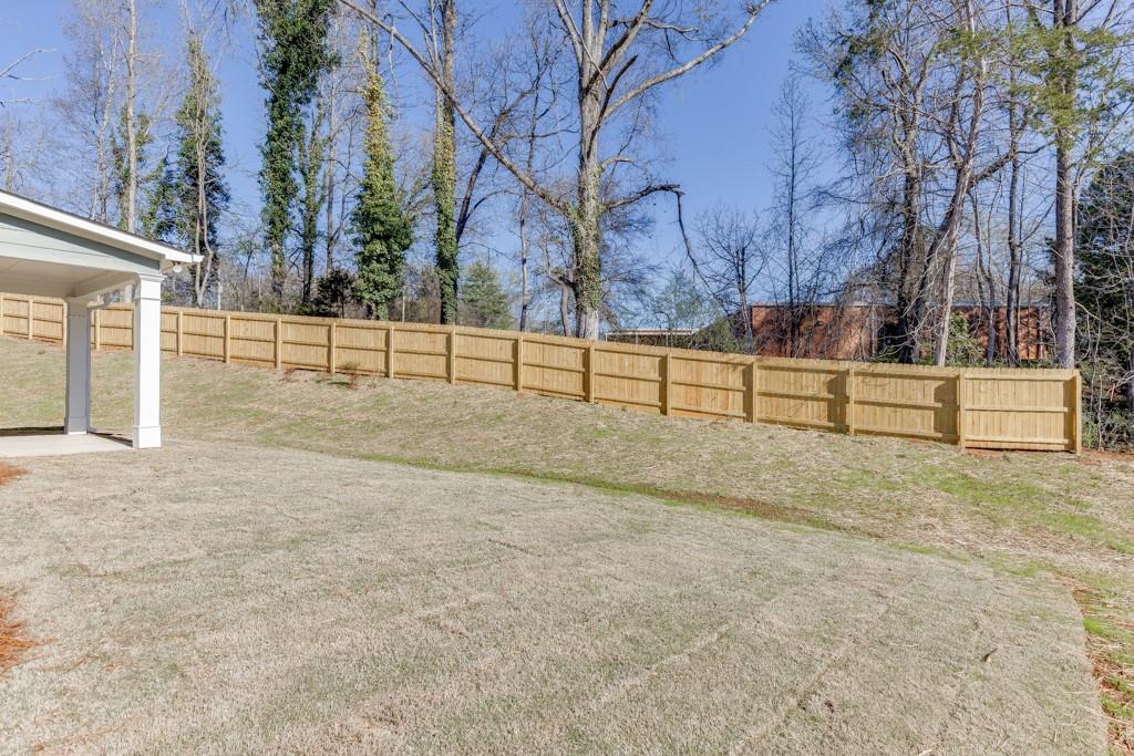 929 Lakeview Property Photo 45