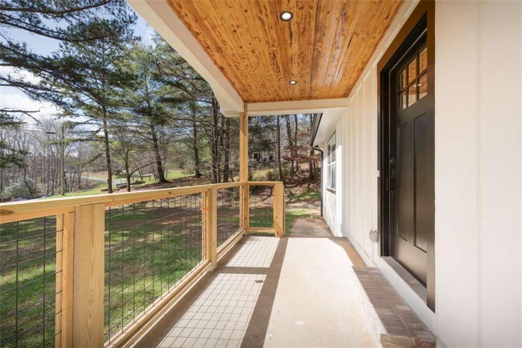 1870 Pat Colwell Road Property Photo 1