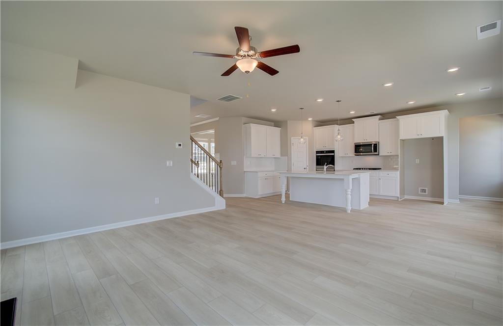 1146 Bodega Loop Property Photo 14