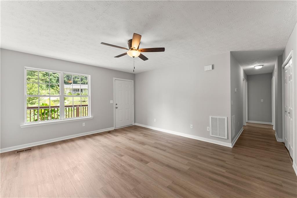 3030 Meadowridge Drive Property Photo 10