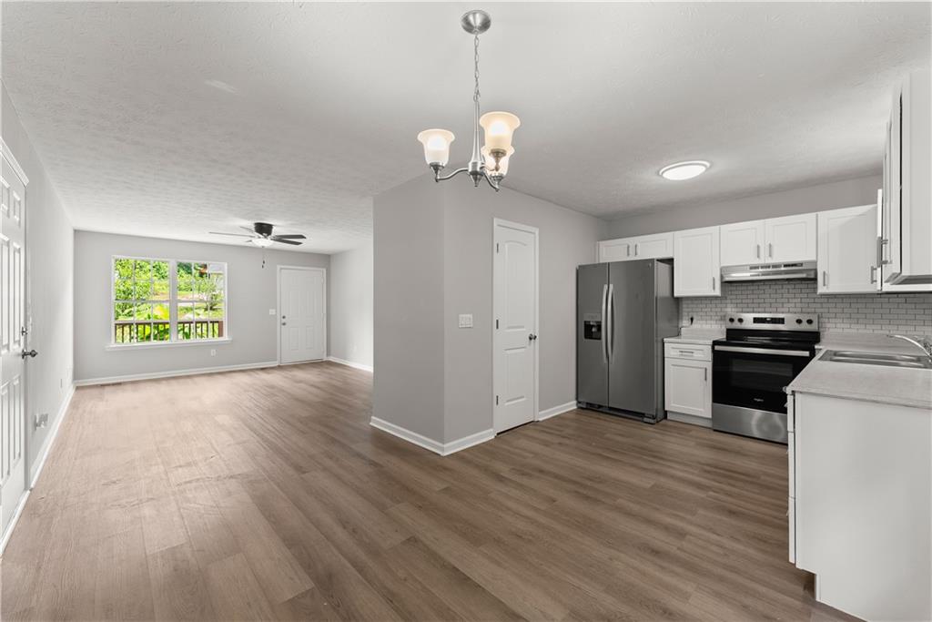 3030 Meadowridge Drive Property Photo 11