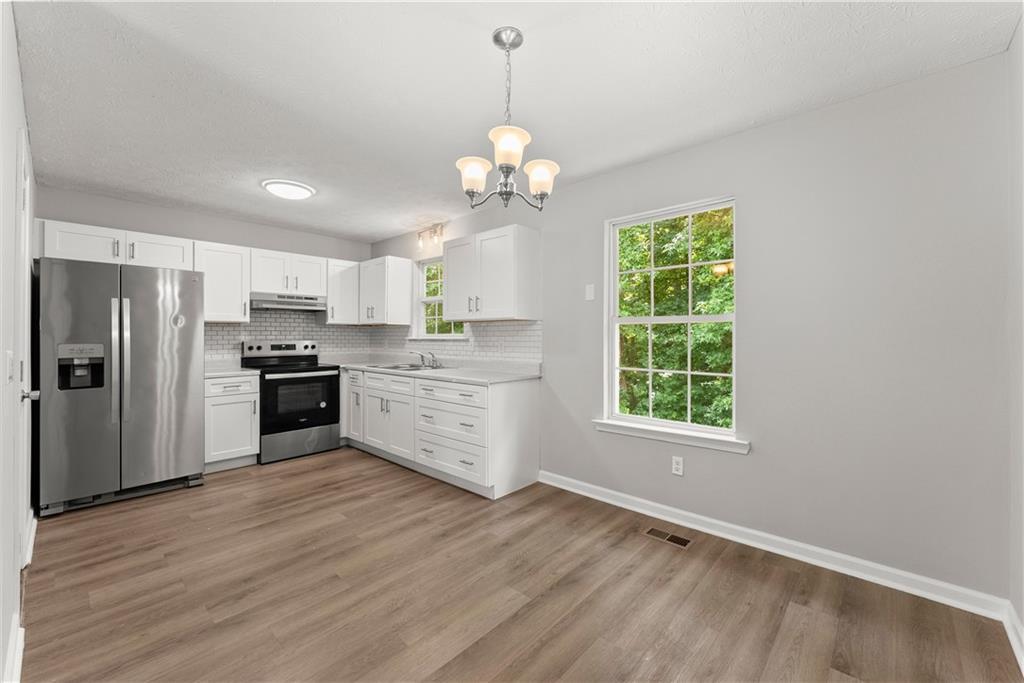 3030 Meadowridge Drive Property Photo 12