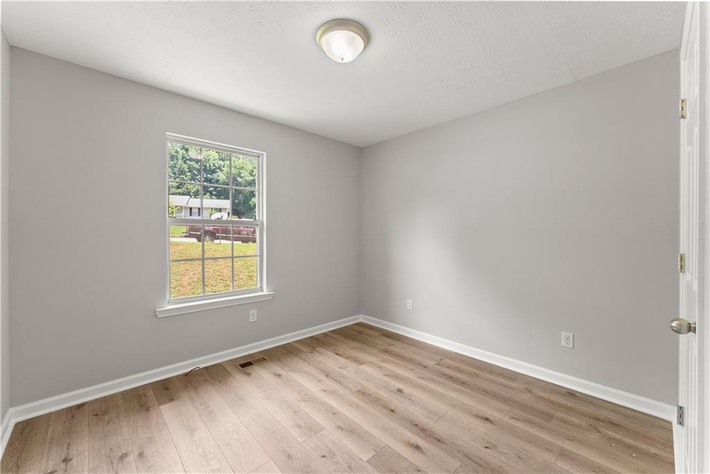 3030 Meadowridge Drive Property Photo 16