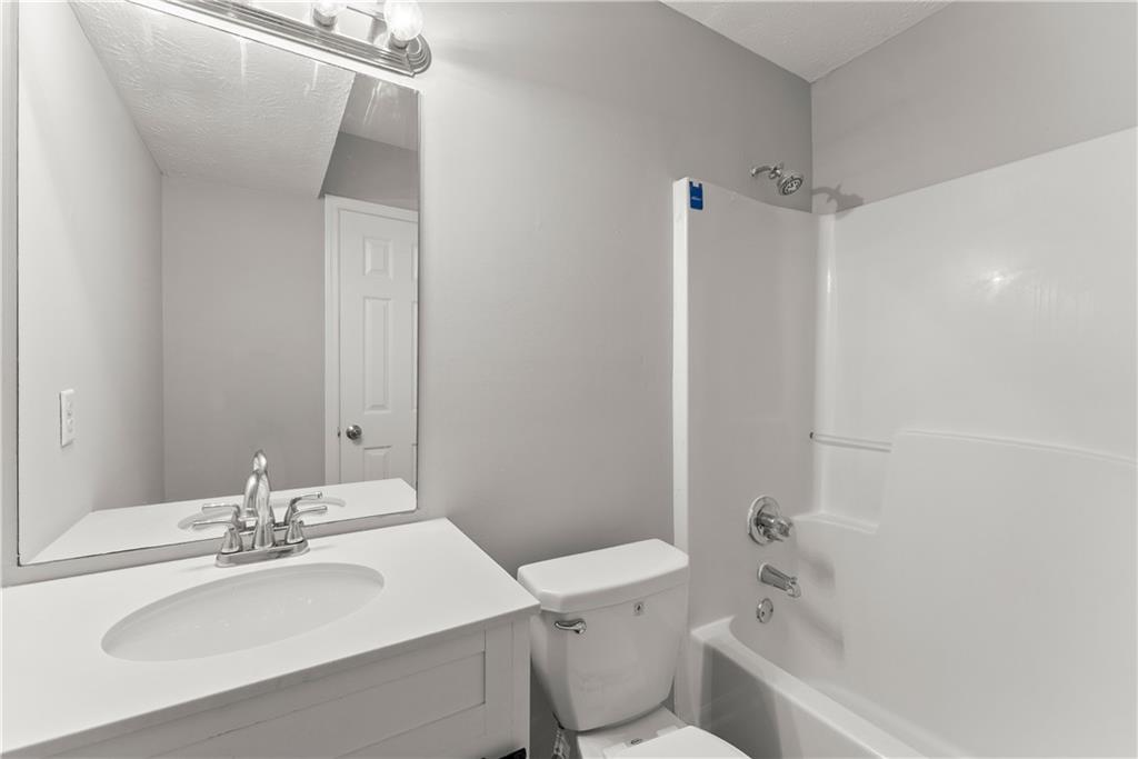 3030 Meadowridge Drive Property Photo 21