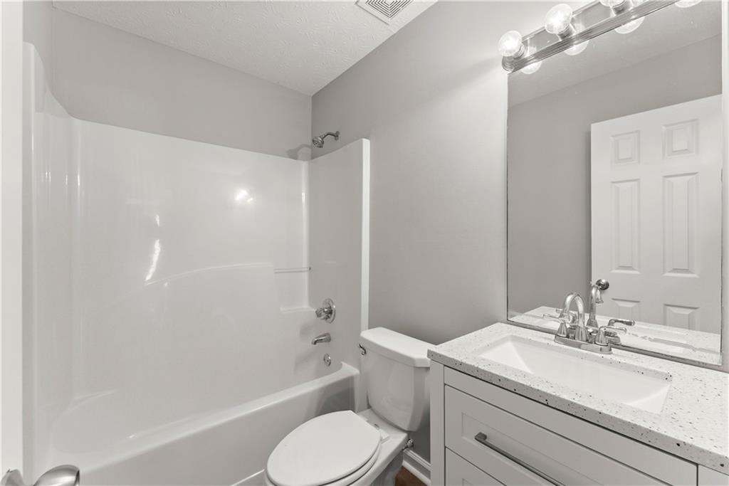 3030 Meadowridge Drive Property Photo 22