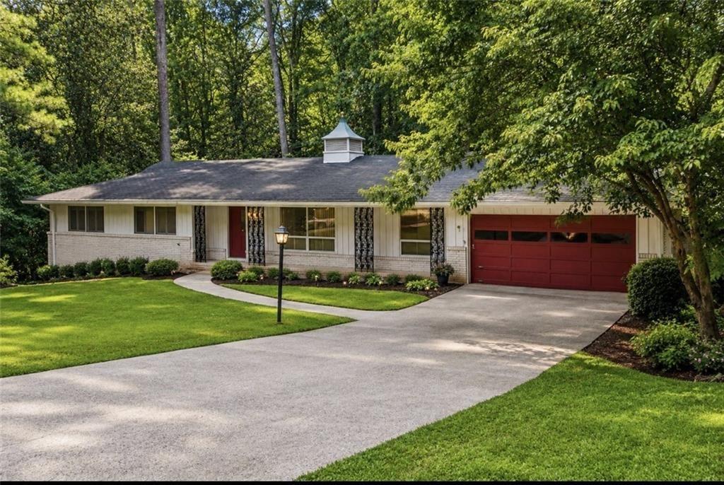 165 W Spalding Drive Property Photo 1