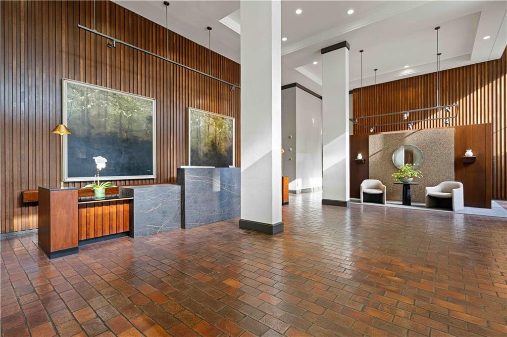 2575 Peachtree Road Ne Unit 4h Property Photo 18