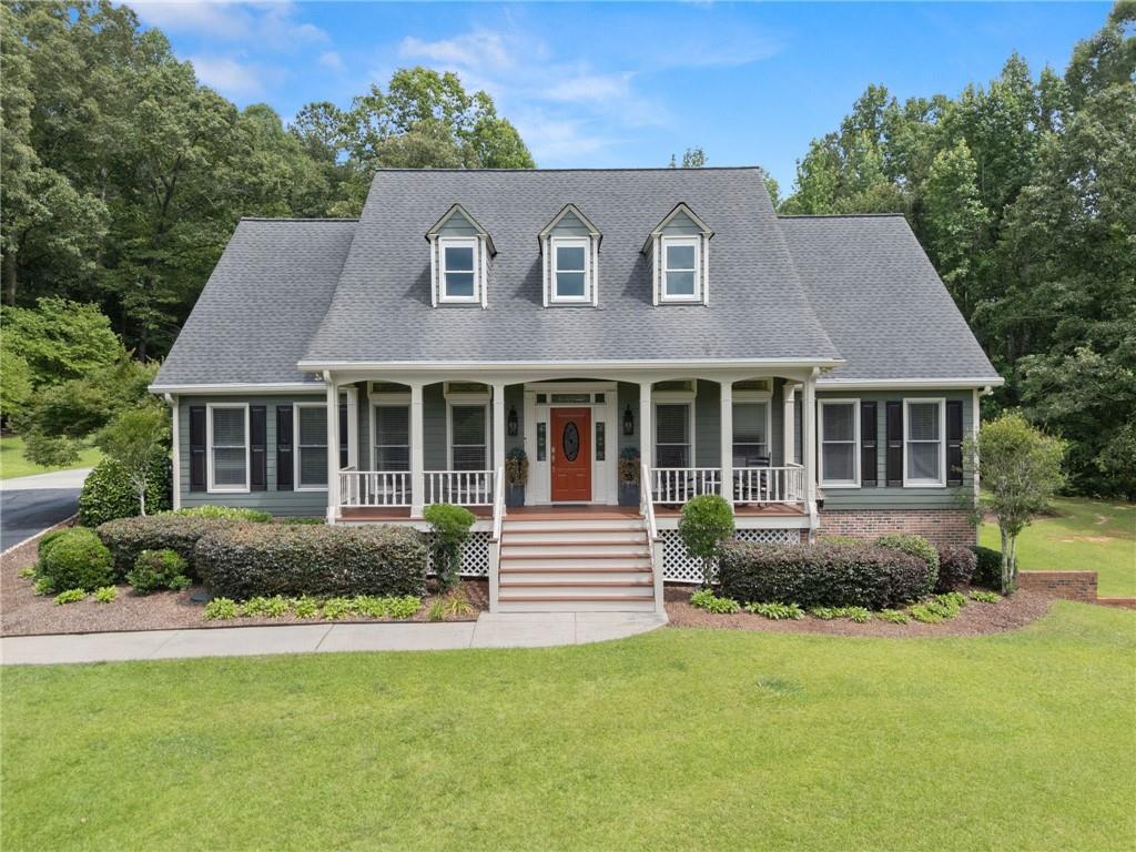 924 James Powers Road Property Photo 2