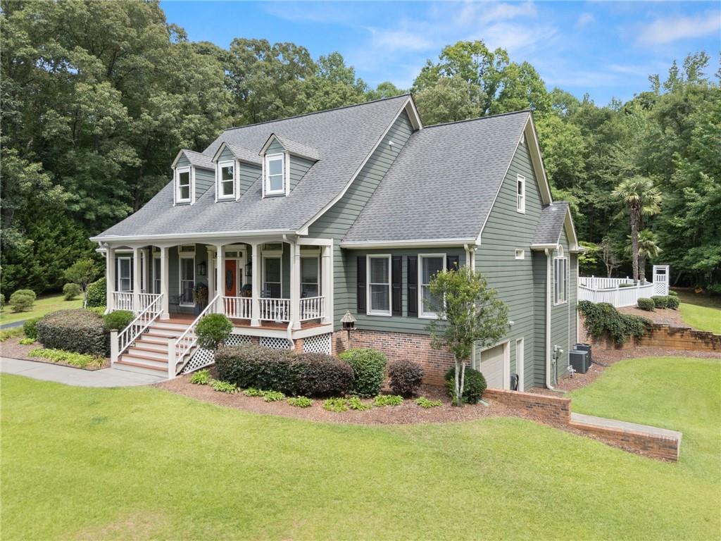 924 James Powers Road Property Photo 4