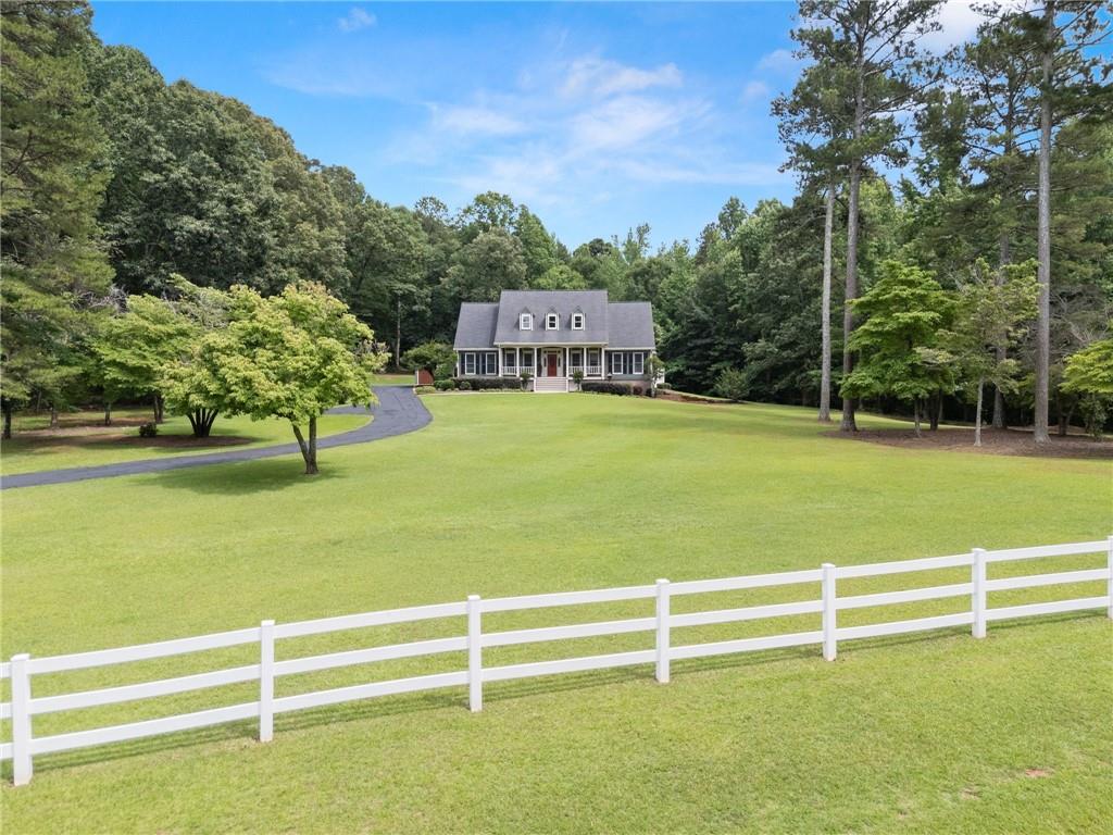 924 James Powers Road Property Photo 9