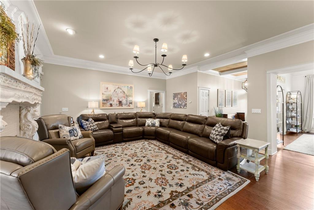 924 James Powers Road Property Photo 12