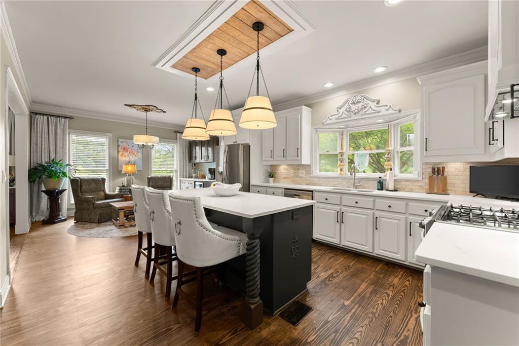 924 James Powers Road Property Photo 17