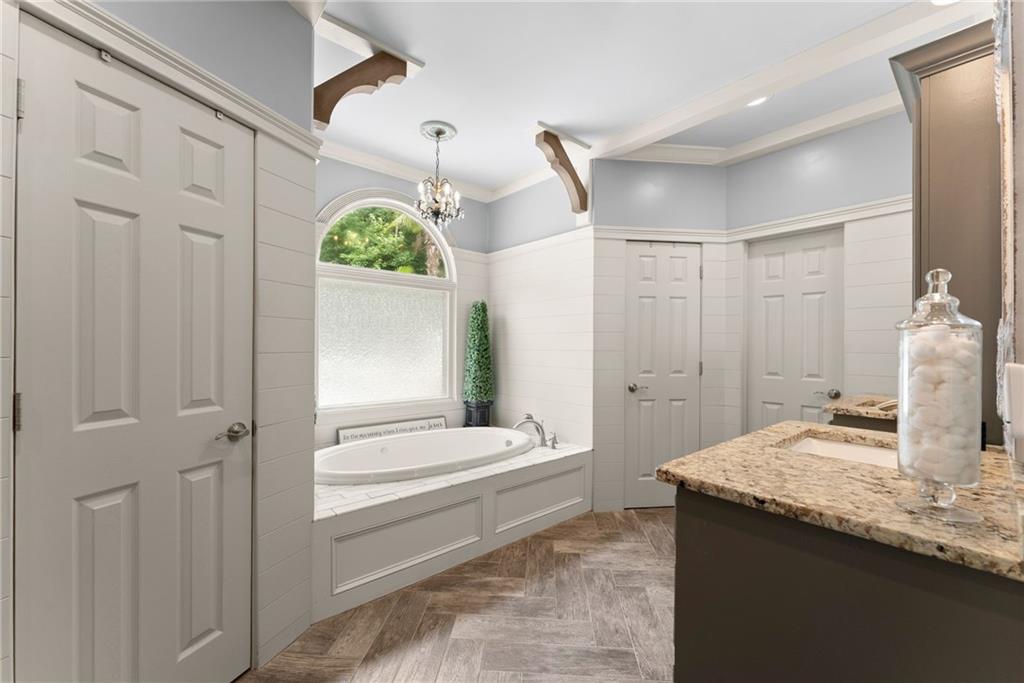 924 James Powers Road Property Photo 39
