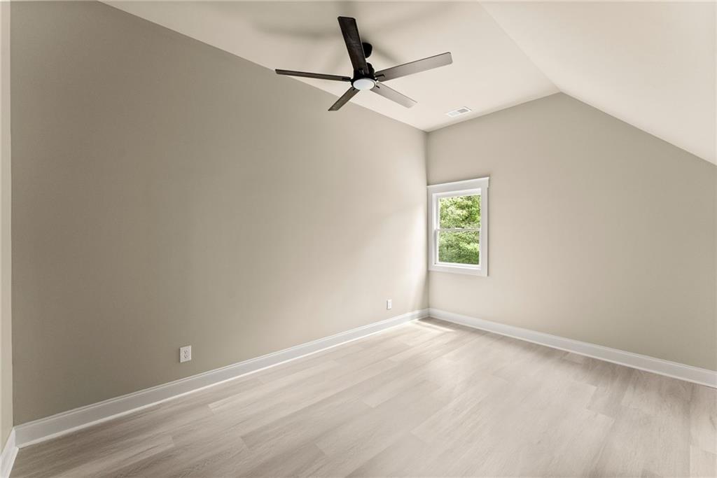 924 James Powers Road Property Photo 57